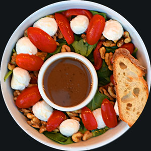 SPINACH & FRESH MOZZARELLA SALAD